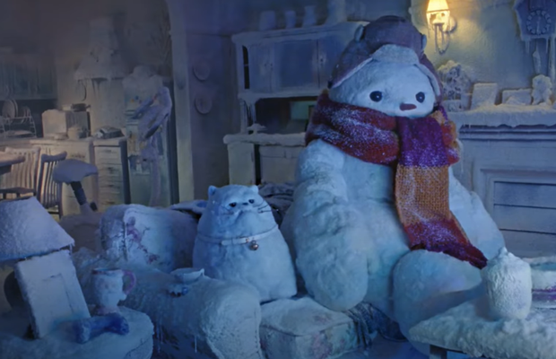 Snowman Tries His Best to Be Socially Distant in Orange's Christmas Ad