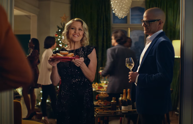 Ashley Jensen and Heston Blumenthal See the Funny Side of Festive Food in Waitrose Christmas Ad