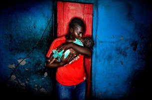 Hope For Haiti The Pink Door Photographs Lbbonline