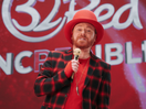 Keith Lemon Celebrates Incredible Wins in 32Red's Elaborate Campaign 