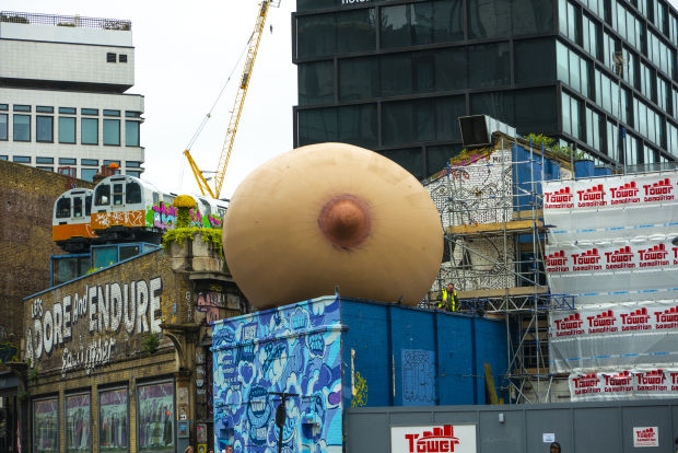 Giant Boobs Bounce into London Skyline for #FreeTheFeed Campaign