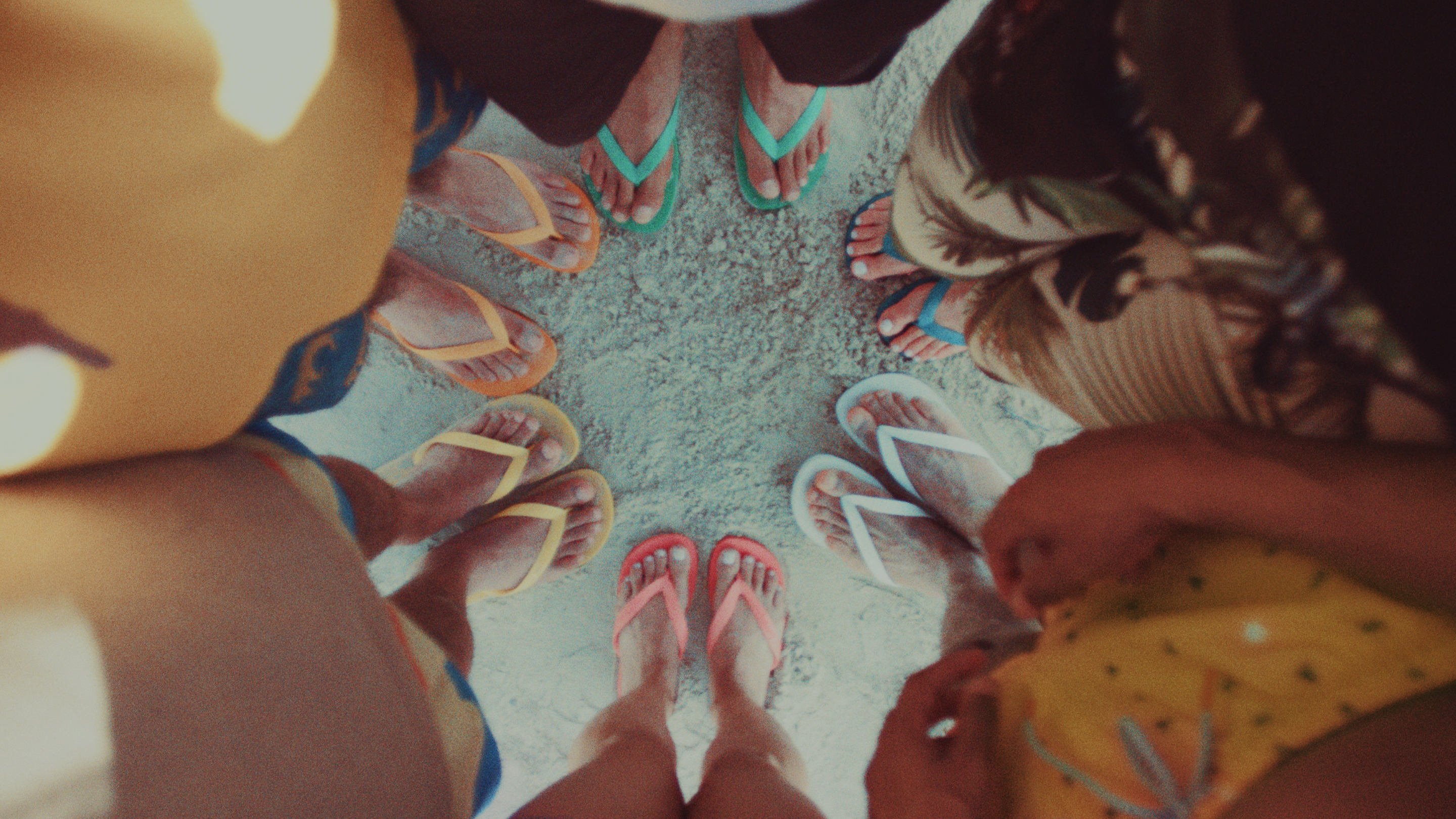 Havaianas Campaign Reinforces Links of Colour and Positivity with the Heart of Brazilians  