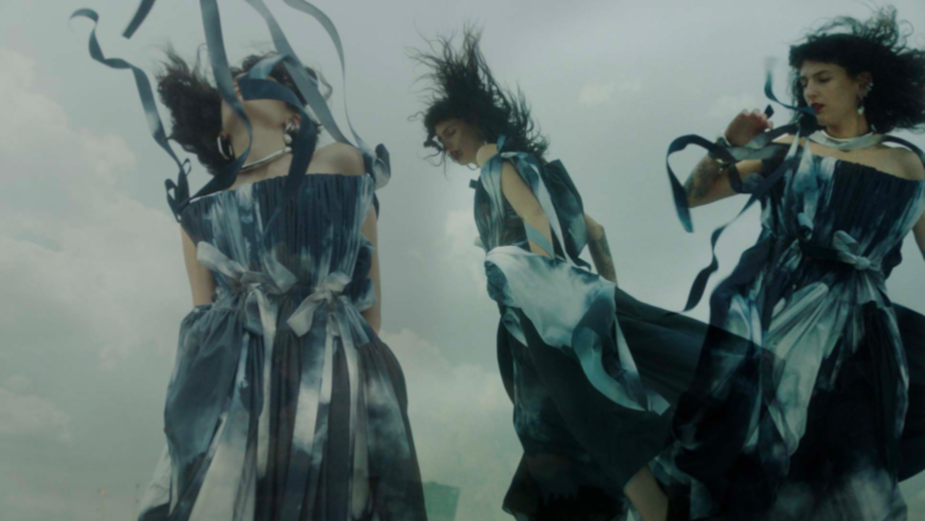 Sophie Muller Directs Ethereal and Magnetic Alexander McQueen SS22 Collection Film 