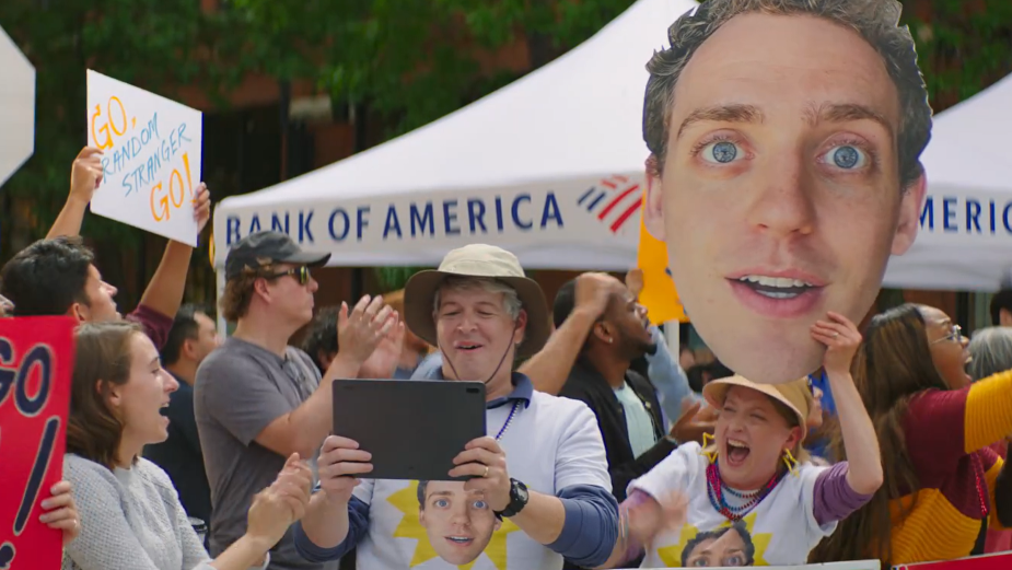 Bank of America Takes Online Banking on the Run in Marathon Spot