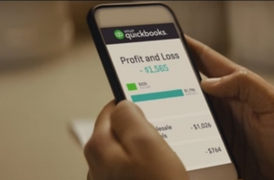 TBWA\Chiat\Day's Xmas Campaign for QuickBooks Supports Self-Starter Businesses