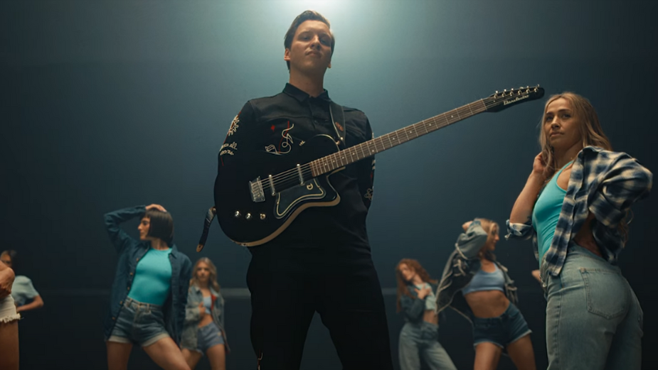 Untold Studios Directs George Ezra’s Latest Dynamic Video, ‘Dance All Over Me’