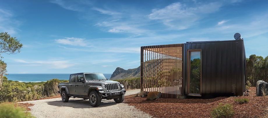 Jeep Campaign Encourages Australia to Work Far From Home