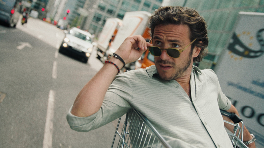 Jack Savoretti Commandeers a Magical Shopping Trolley in Effortlessly Cool Promo for ‘Secret Life’