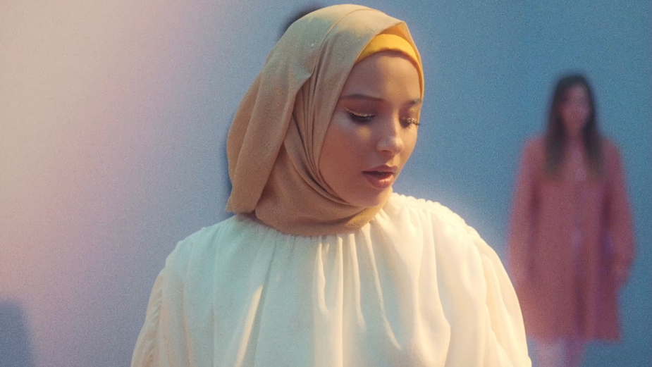 Zhang & Knight Elegantly Depict Sadness and Light for Meryem Aboulouafa's Video 'Deeply' 