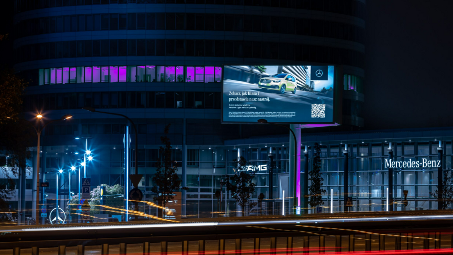 Mercedes-Benz wykorzystuje nastrojowe oświetlenie modelu Klasy T do badania nastrojów w Polsce