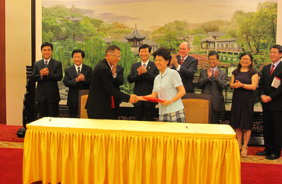 Jiangsu Signs Strategic Partnership MoU with O&M
