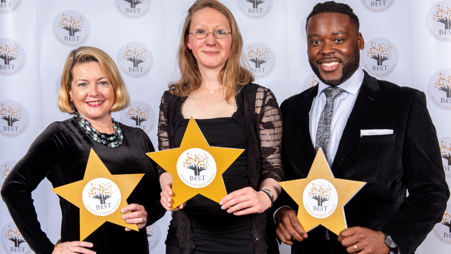 Salamandra.uk CEO Christine Mackey Wins 2021 Silver Award at Best Business Women Awards