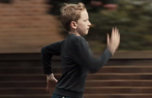 Your Shot: Channelling Trainspotting for a Children's Charity Ad