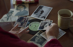Apple’s Christmas Spot Launches and Features a Strikingly Beautiful Family Duet 