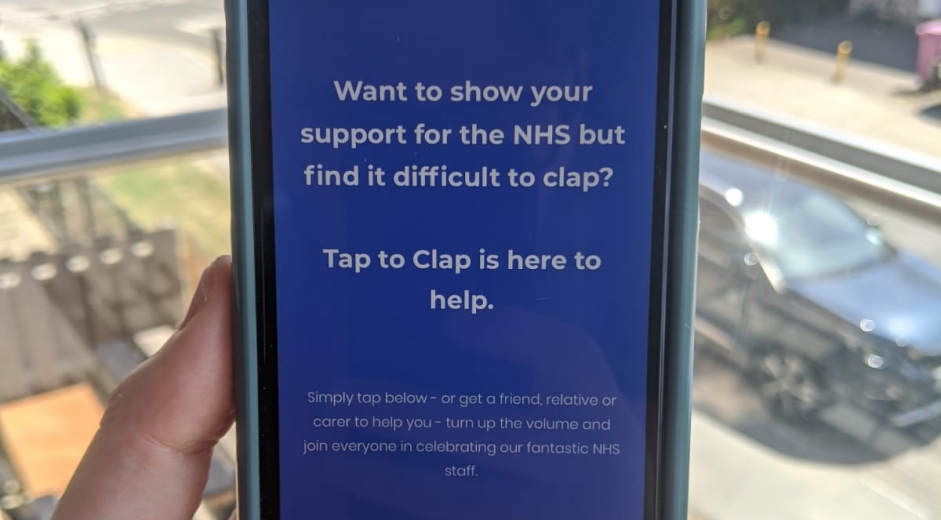 The Clever App for those Who Can’t Join the Clap