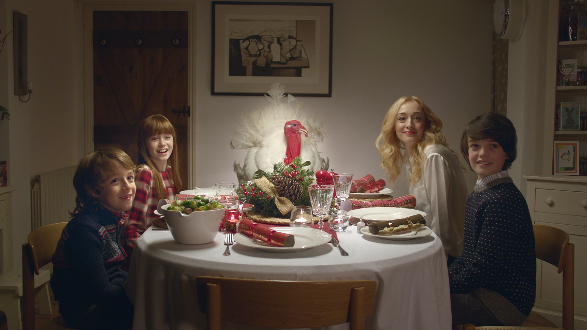 Vodafone Has Turkey for Dinner in Lovely New Christmas Spot