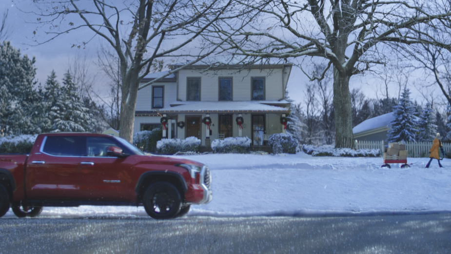 Toyota Kicks Off the Holiday Season with a Message of Togetherness