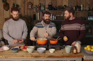 BMB Introduces The Three Bears Breakfast Cooking Show For Rowse Honey