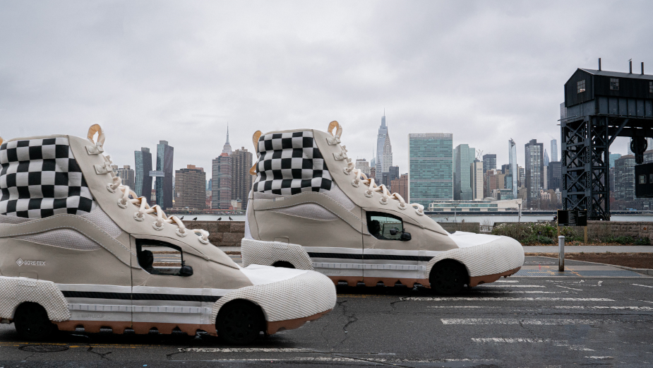 Goneryl saint cavity Vans Takes Over New York City with First Ever Pair of 'Vans Vans' |  LBBOnline