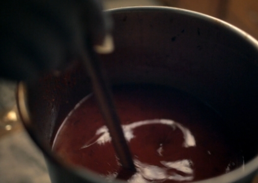 The Incredible Journey of Hot Pepper Sauce in AMV BBDO's FedEx Spot