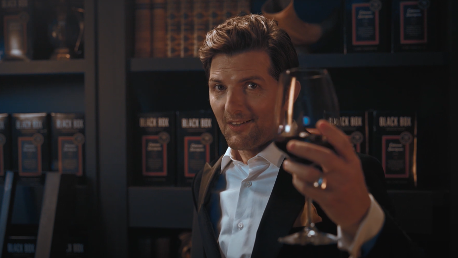 Adam Scott is 'The Savvy Man' in Suave Spot for Black Box Wines