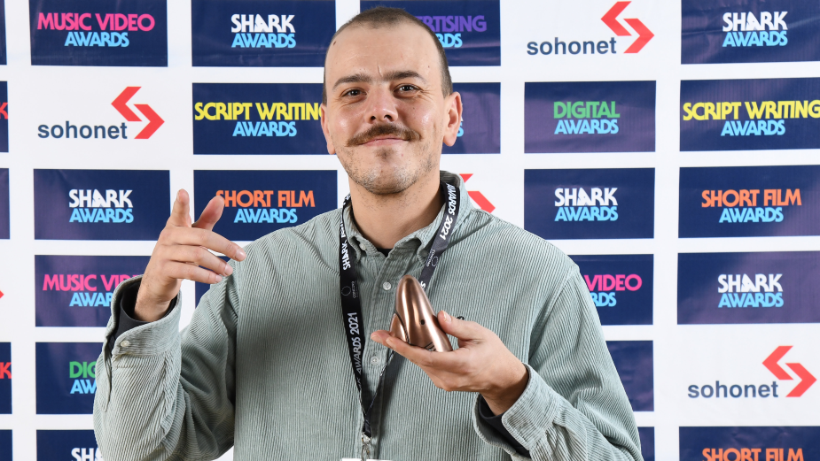 Director João Retorta Receives Shark Award for Sports Direct