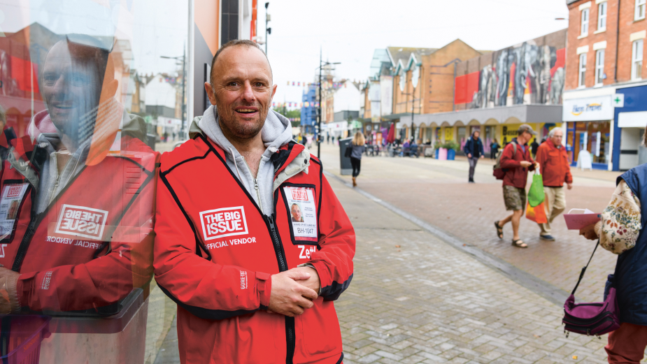 The Big Issue Launches O2 Partnership to Help Vendors Stay Connected as Part of New National Databank Initiative