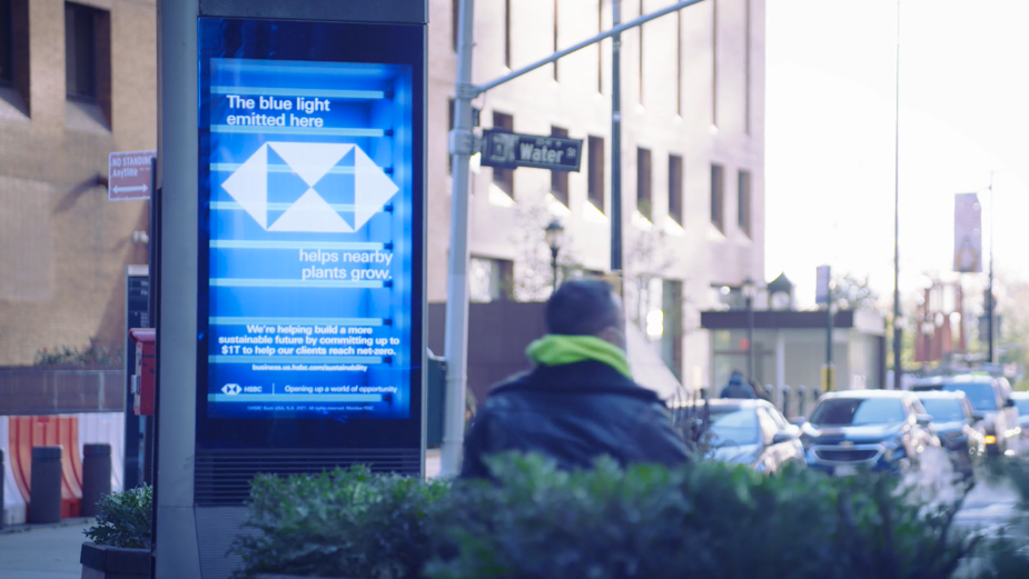 HSBC's Digital Billboards in NYC Emit Coloured Light to Promote Plant Growth
