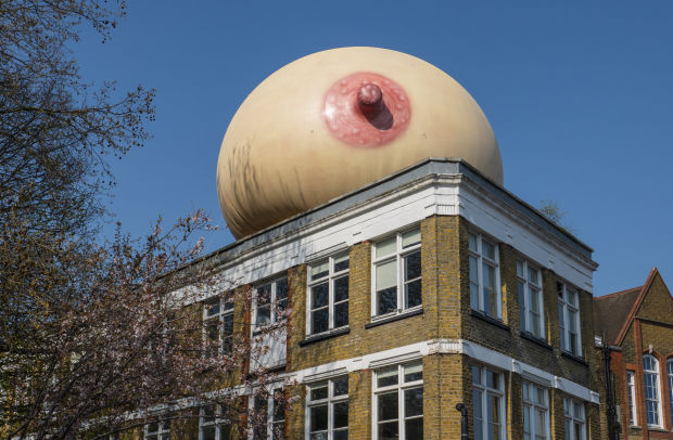 Giant Boobs Bounce into London Skyline for #FreeTheFeed Campaign