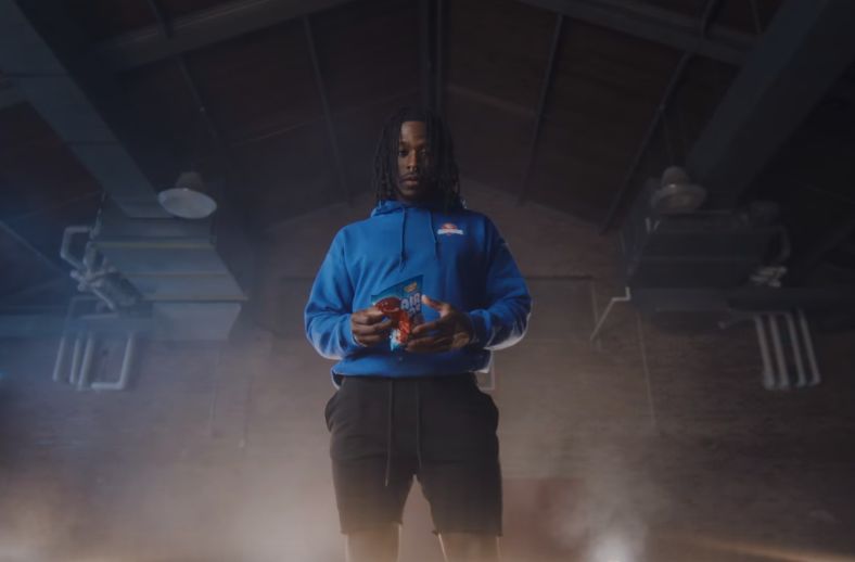 New Orleans Saints' Alvin Kamara fulfills dream, gets Airheads flavor