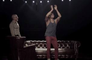 Fans Experience the Best Concert of Their Lives... Through Hypnosis
