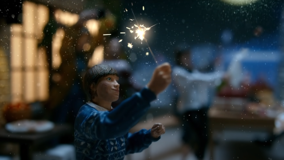 How Energy BBDO Used Mini Figurines to Create a Big Christmas Moment