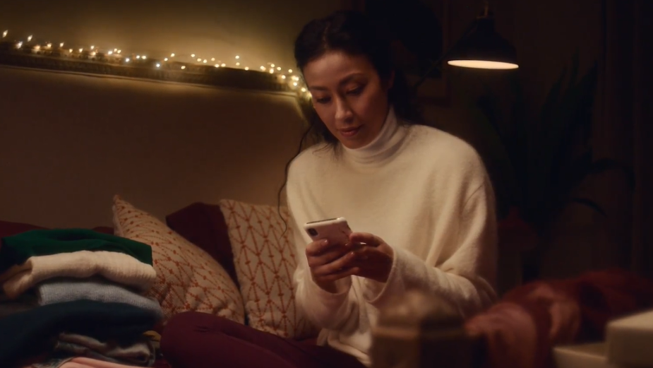Vinted Tells You to De-Stress and Declutter This Christmas in Spot from Deadbeat Films