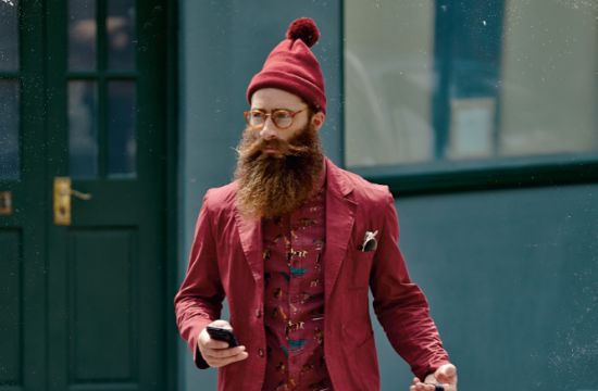 Hipster Santa Hangs Out in Sydney