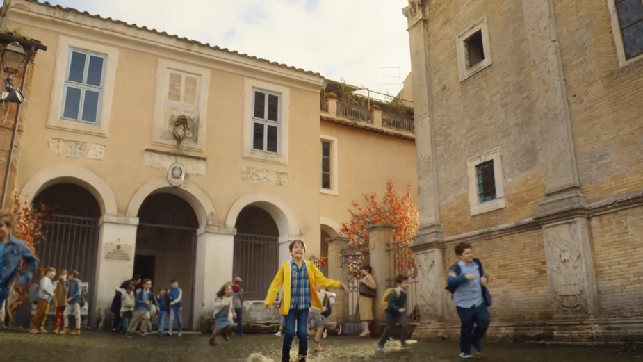 Child Finds Joy in the Littlest of Things in Spot for Italian Bakery Brand