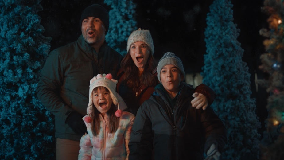 JCPenney Delivers Holiday Wishes for Joy, Comfort and Peace