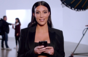 Get Selfie Tweets from Kim Kardashian with T-Mobile's Superbowl Campaign