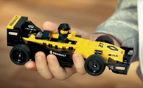 Everything is Awesome as Renault Teams with Lego in Stop Motion Film