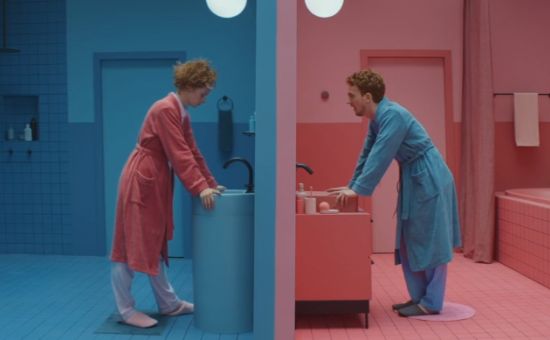 Good Neighbours Become Good Friends in Colourful Russian Campaign from TutkovBudkov 