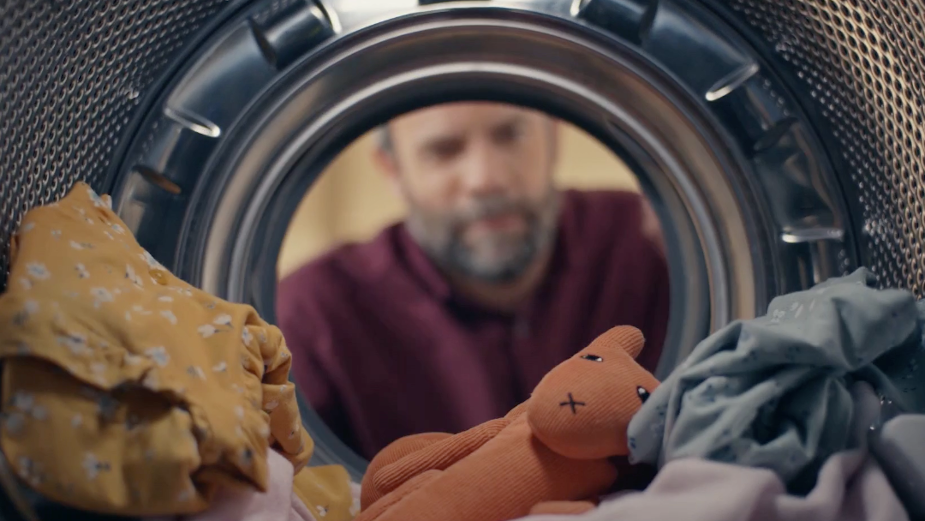 Dettol Gives British Public a Deep Cleaning Education for Latest Campaign 