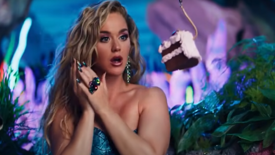 Mermaid Katy Perry and More Invite You to 'Stay Fabulous' in Las Vegas