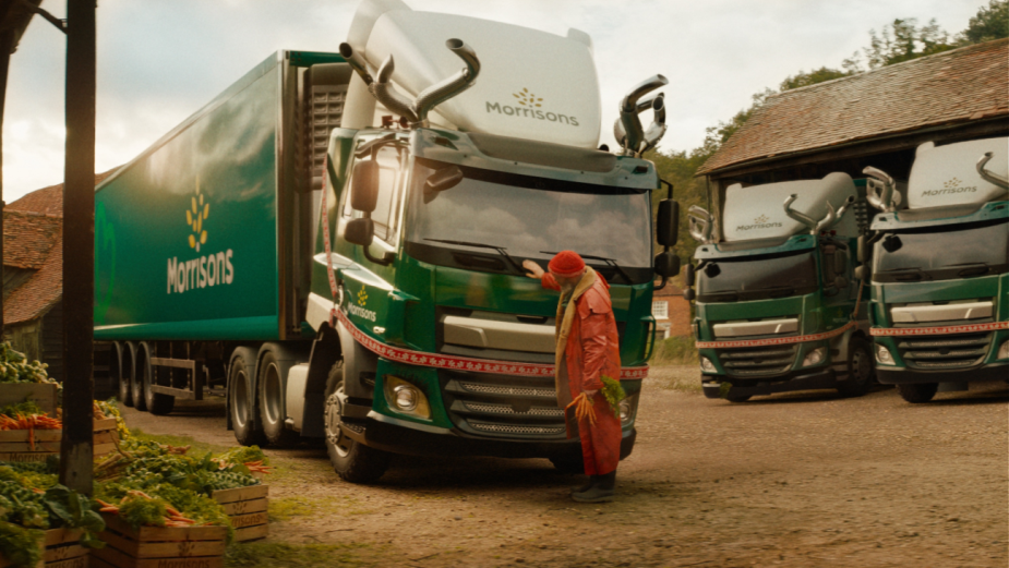 Morrisons' Farmer Christmas Pays Tribute to the Helpers and Heroes Who Make Christmas Happen