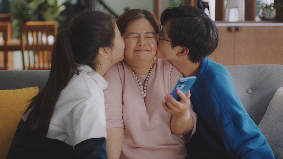 This Cross-Cultural OPPO Spot Delivers Much-Needed Nostalgia for Mother’s Day