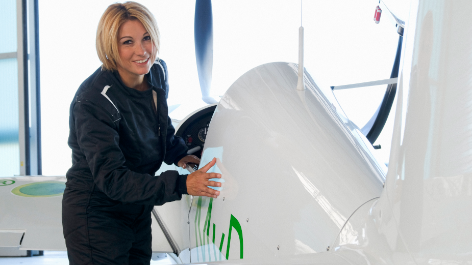 CooperVision Appoints Aerobatic Pilot Mélanie Astles as Brand Ambassador for MyDay Contact Lenses 