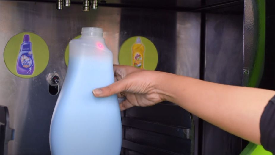 VMLY&R COMMERCE and Hindustan Unilever's ‘Smart Fill’ Machine Empowers Consumers to 'Reuse, Refill and Reward'
