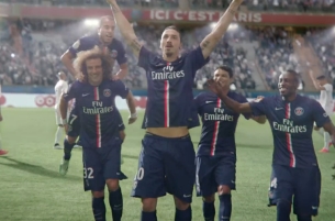 Zlatan Ibrahimović & David Luiz Play with Fans in New Ooredoo Spot