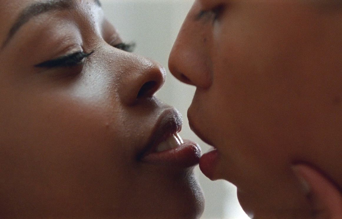 Here's Why Snogging Is Scientifically Good For You
