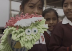 Peruvian DIY Warehouse Turns Into a Toy Store to Brighten Up Kids' Christmas
