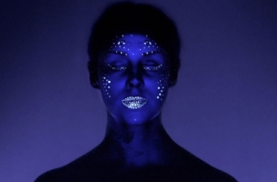 Kat Von D. Stars in Mesmerising World-first Face Projection Mapping Performance
