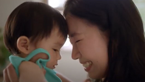 Pampers Hong Kong Sings a Ballad of Love for Mother's Day